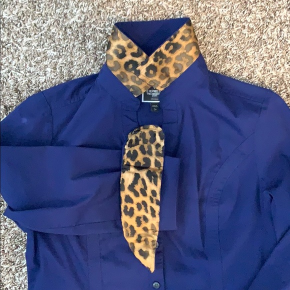 Express Essential button-up shirt navy and cheetah - Picture 5 of 5